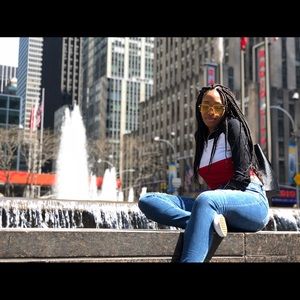 Meet your Posher, Jennifer